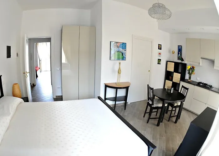 Maison Lumiere Bed & Breakfast Salerno